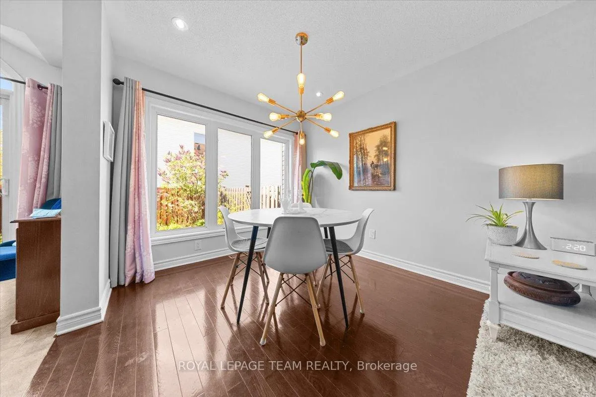 Photo 17 of 345 Forestbrook Street, Ottawa, Kanata - Morgan's Grant/South March — HOMEH