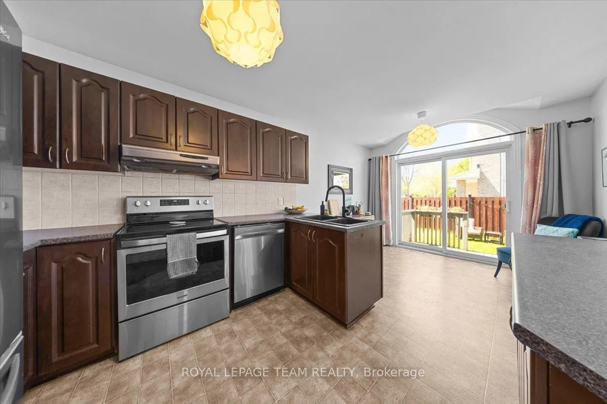 Photo 21 of 345 Forestbrook Street, Ottawa, Kanata - Morgan's Grant/South March — HOMEH