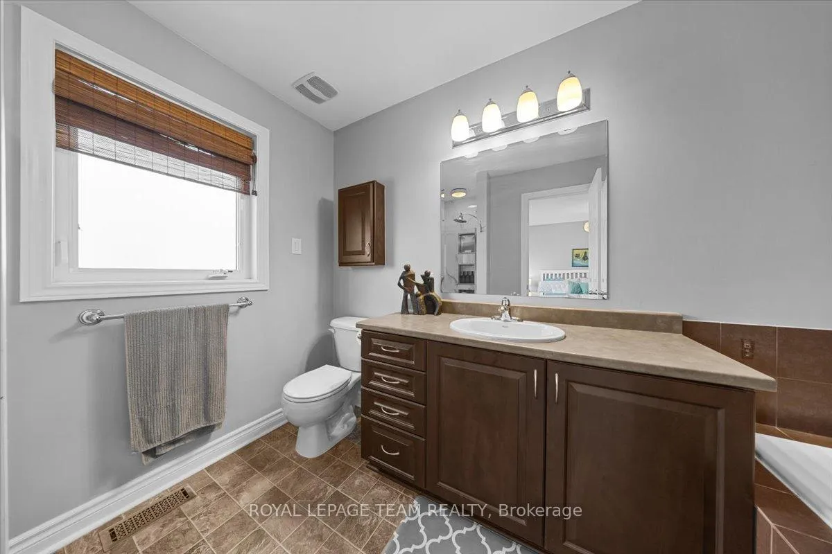 Photo 29 of 345 Forestbrook Street, Ottawa, Kanata - Morgan's Grant/South March — HOMEH