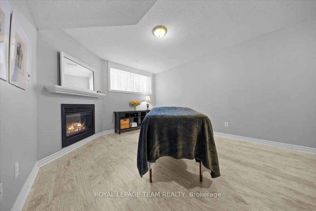 Photo 37 of 345 Forestbrook Street, Ottawa, Kanata - Morgan's Grant/South March — HOMEH