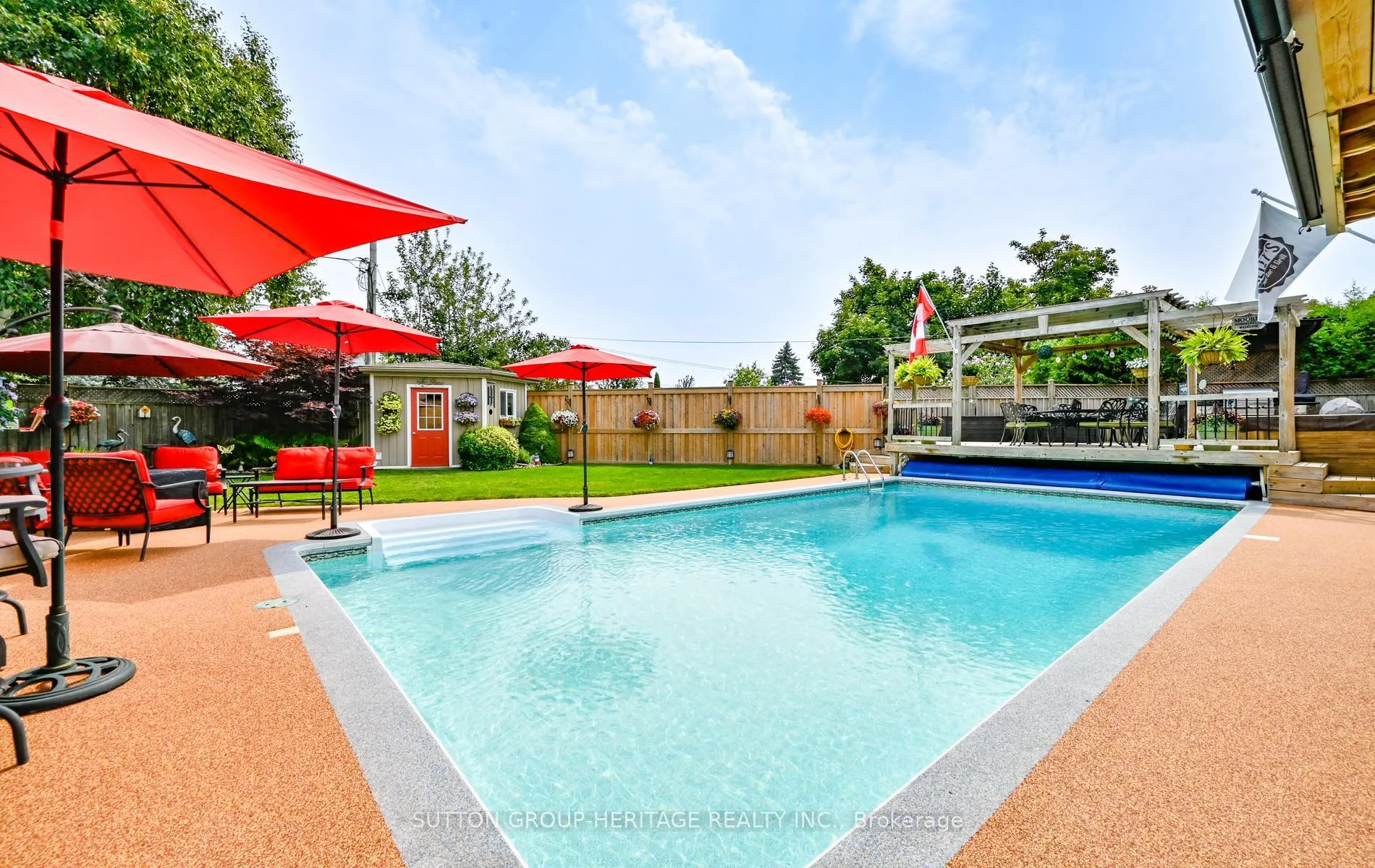 Photo 35 of 97 Clover Ridge Drive E, Ajax, South East — HOMEH