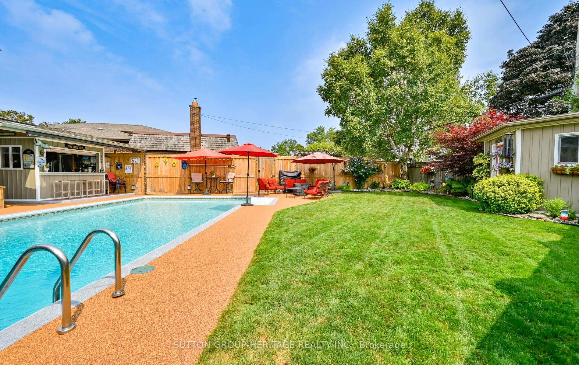 Photo 39 of 97 Clover Ridge Drive E, Ajax, South East — HOMEH