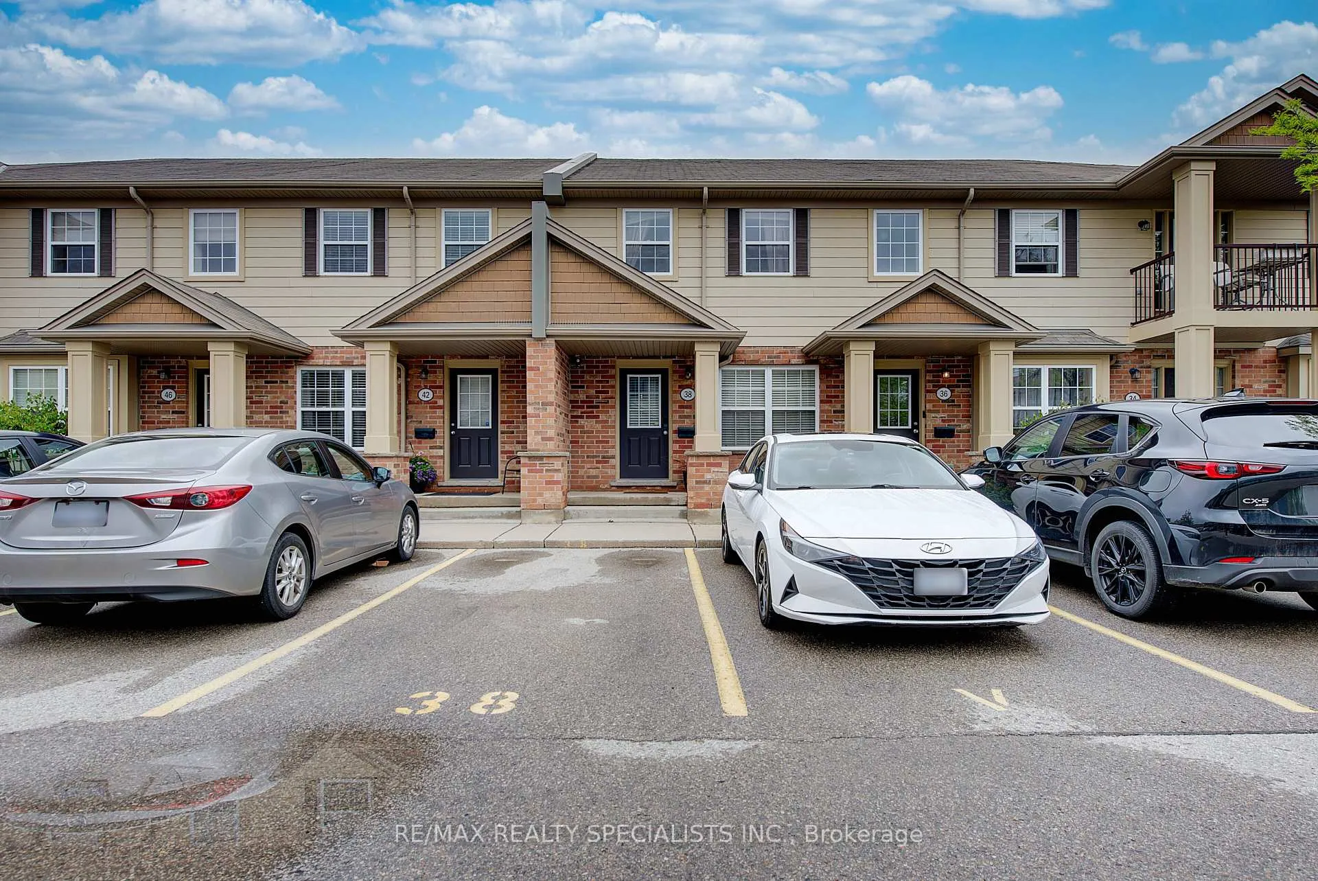 Photo 4 of Unit 38, 3320 Meadowgate Boulevard, London, South U — HOMEH