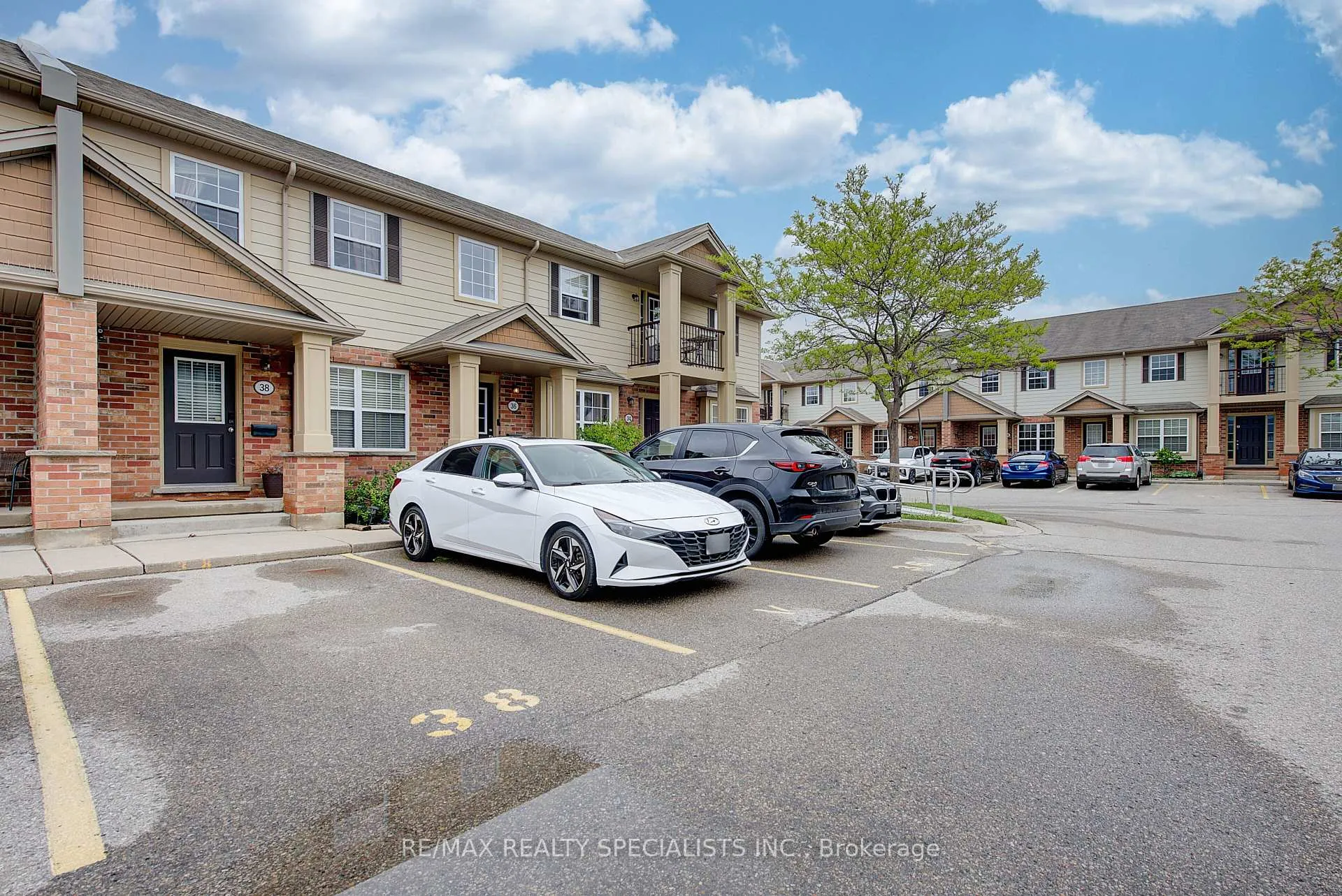 Photo 5 of Unit 38, 3320 Meadowgate Boulevard, London, South U — HOMEH