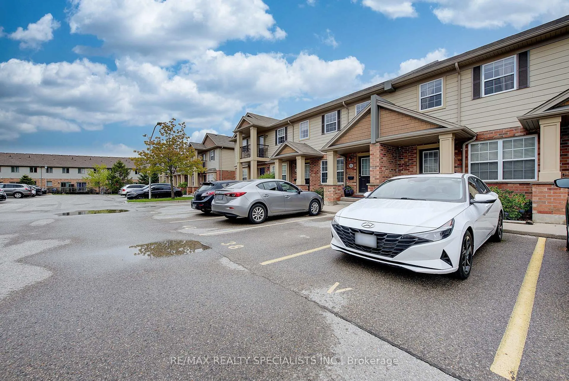 Photo 7 of Unit 38, 3320 Meadowgate Boulevard, London, South U — HOMEH