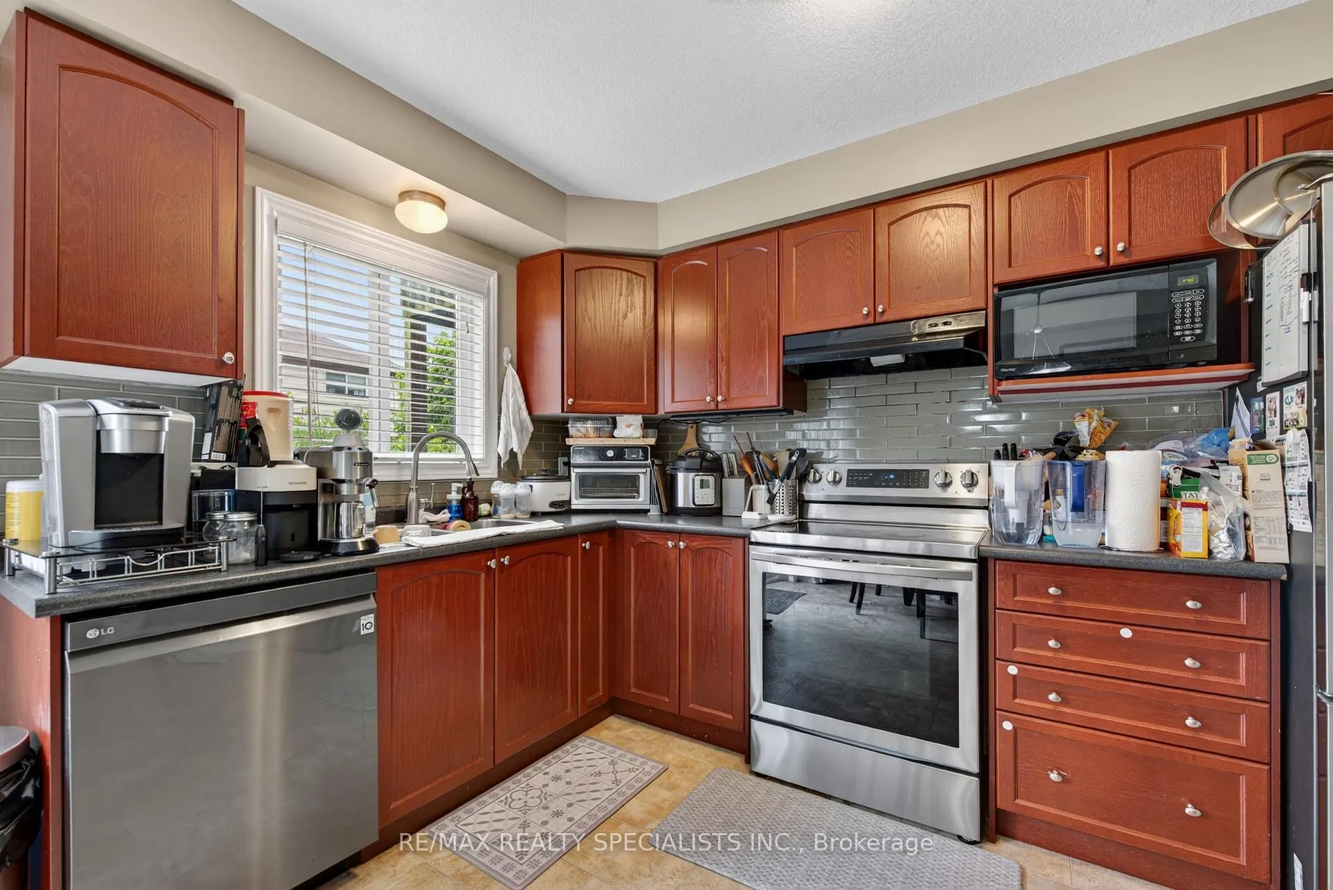 Photo 17 of Unit 38, 3320 Meadowgate Boulevard, London, South U — HOMEH