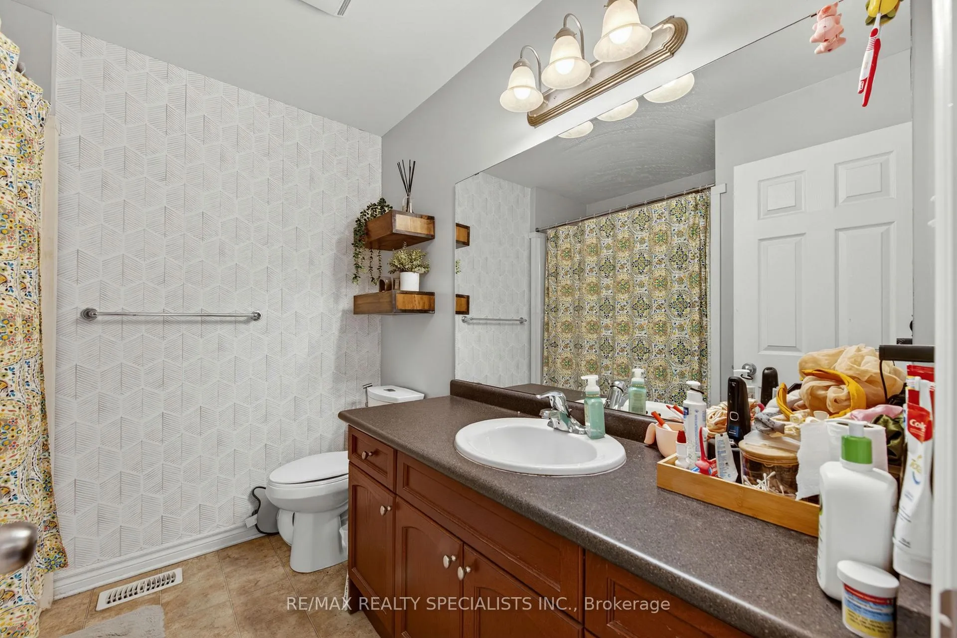 Photo 28 of Unit 38, 3320 Meadowgate Boulevard, London, South U — HOMEH