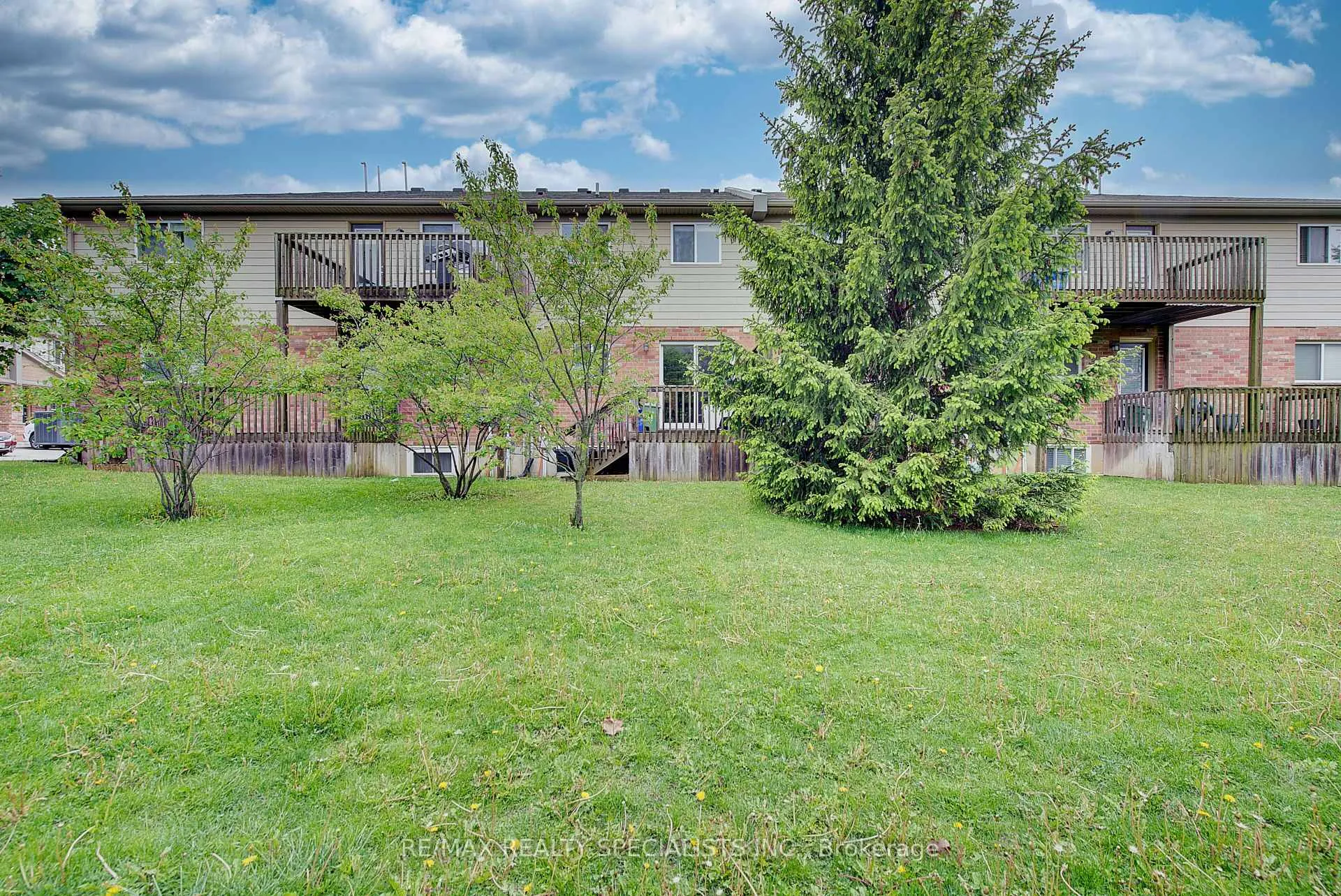 Photo 38 of Unit 38, 3320 Meadowgate Boulevard, London, South U — HOMEH