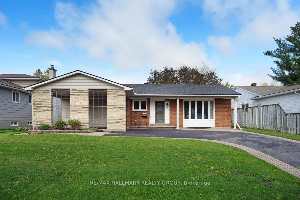 Photo 1 of 39 Parkwood Crescent, Ottawa, Blackburn Hamlet — HOMEH