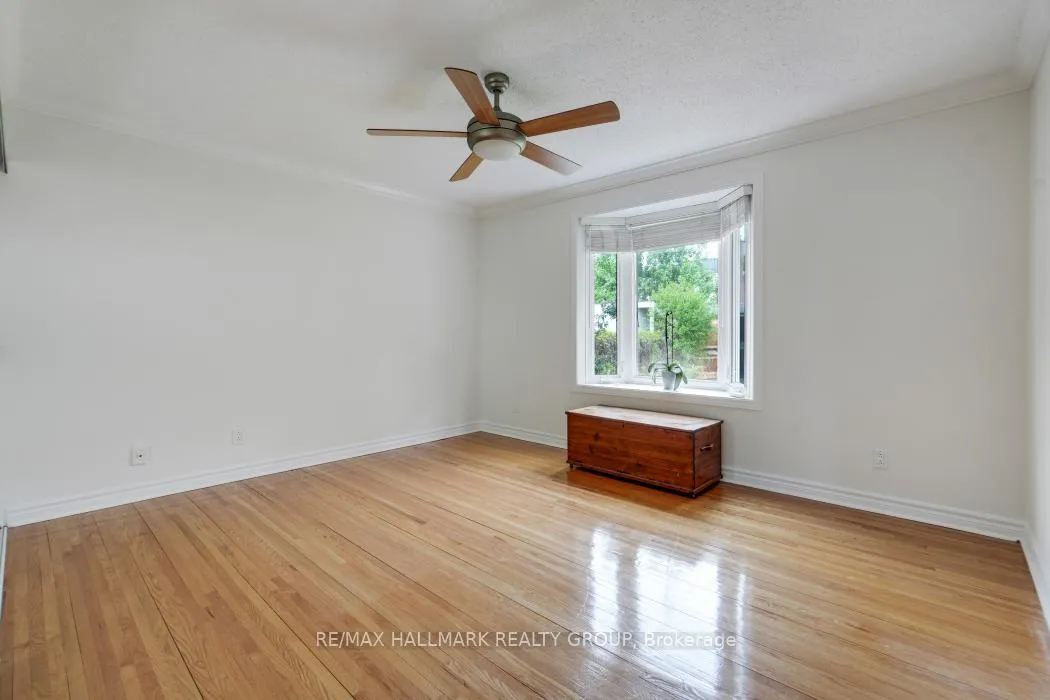 Photo 19 of 39 Parkwood Crescent, Ottawa, Blackburn Hamlet — HOMEH