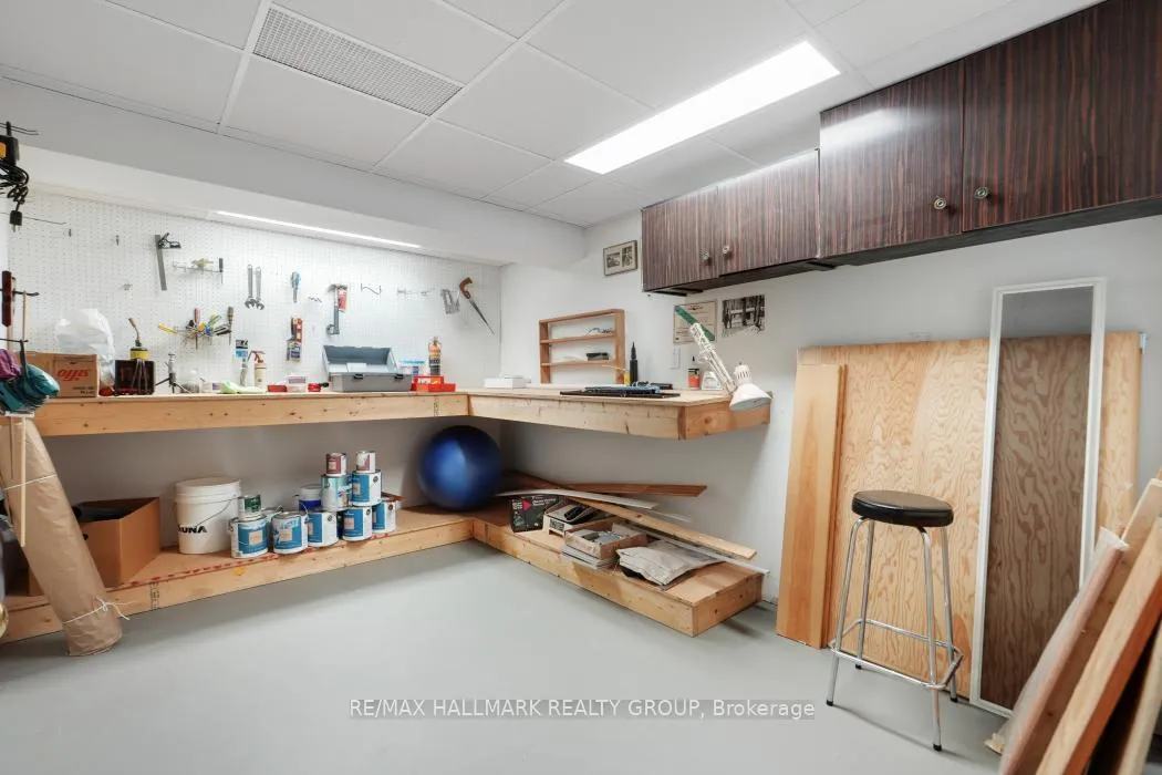 Photo 26 of 39 Parkwood Crescent, Ottawa, Blackburn Hamlet — HOMEH