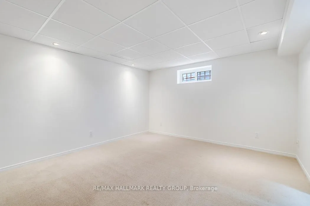 Photo 29 of 39 Parkwood Crescent, Ottawa, Blackburn Hamlet — HOMEH