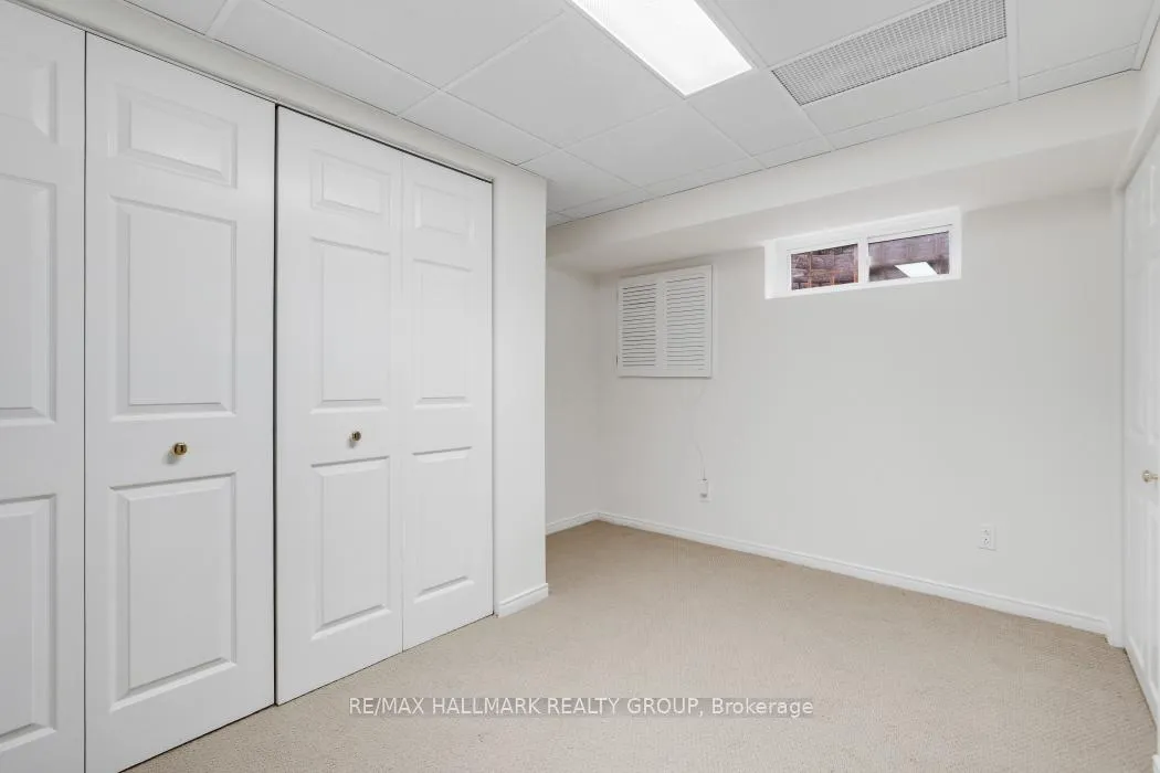 Photo 31 of 39 Parkwood Crescent, Ottawa, Blackburn Hamlet — HOMEH