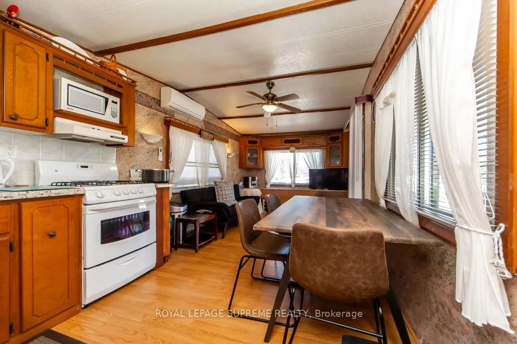 Photo 17 of Unit 333, 285 Crydermans Road, Georgina, Baldwin — HOMEH