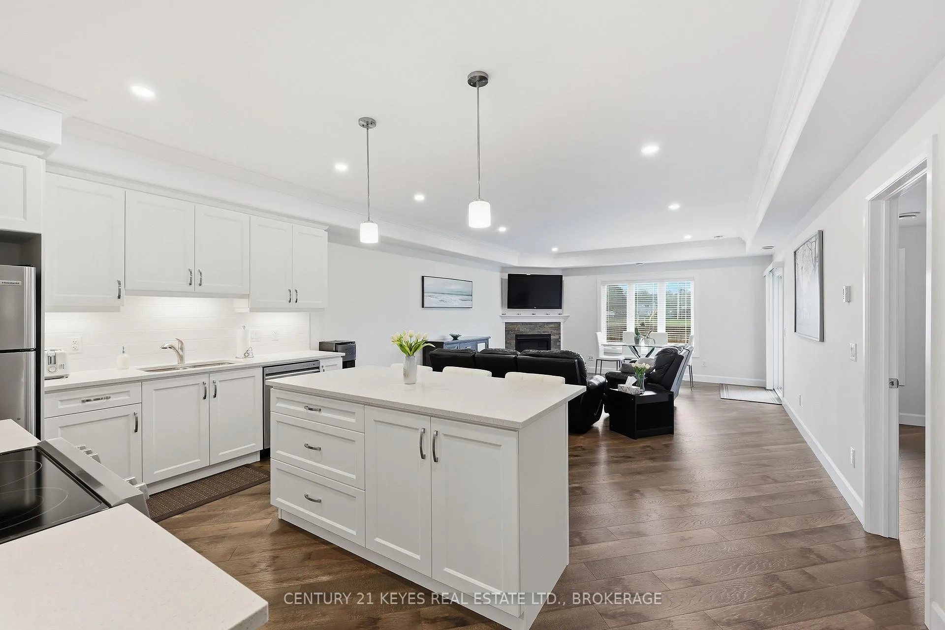 Photo 9 of 188 Wilmer Avenue, Gananoque — HOMEH