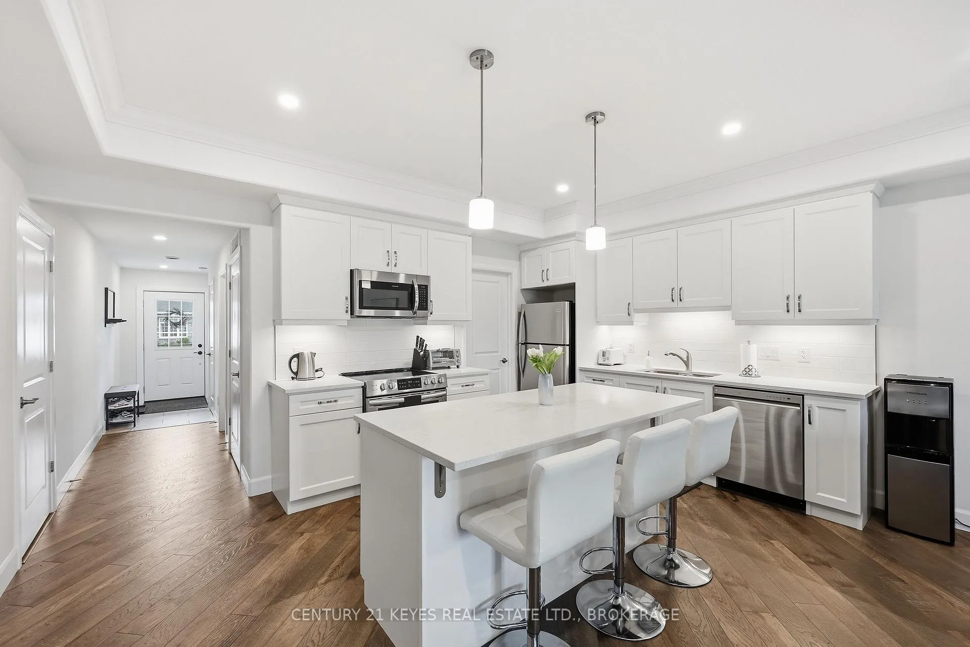 Photo 10 of 188 Wilmer Avenue, Gananoque — HOMEH