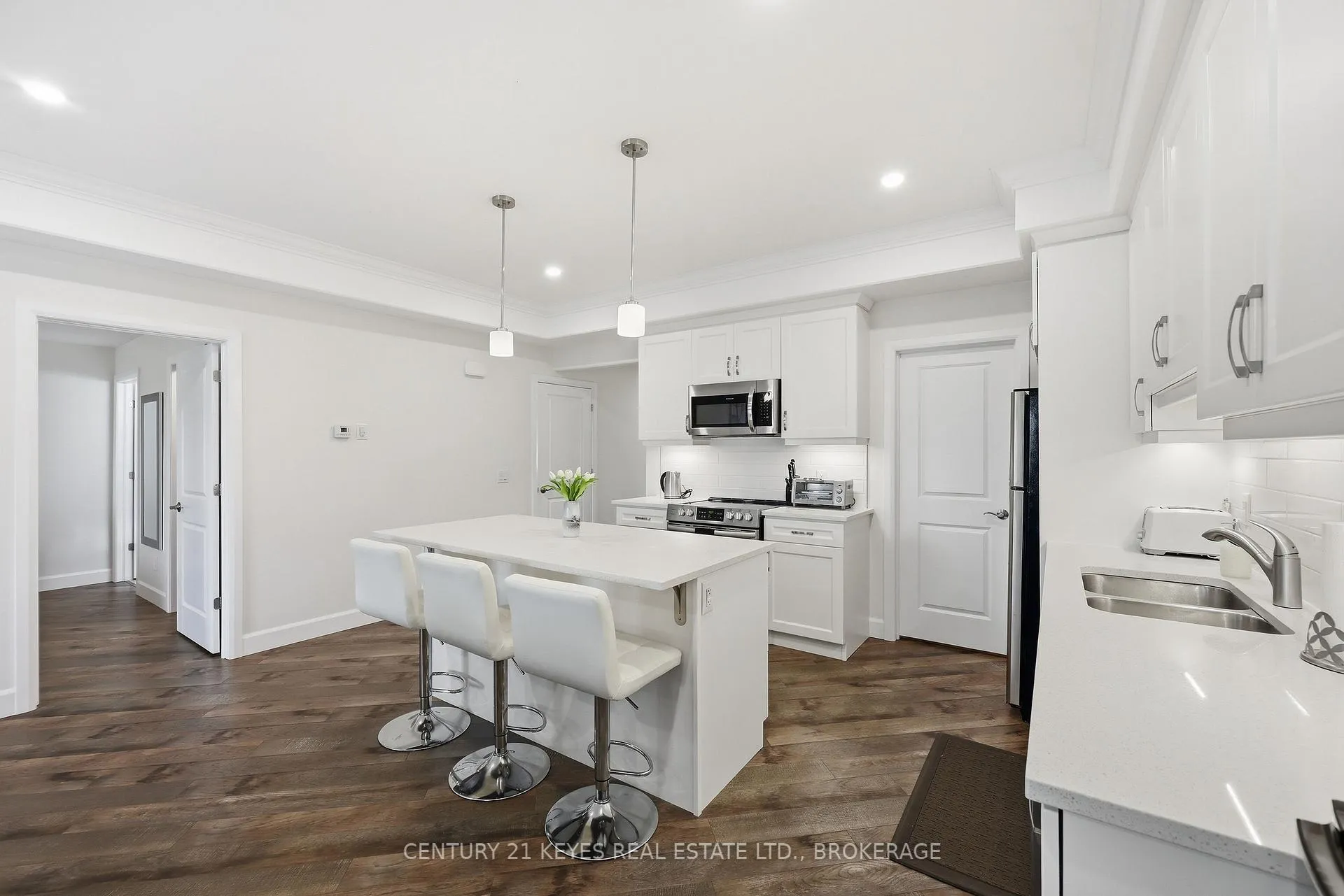 Photo 11 of 188 Wilmer Avenue, Gananoque — HOMEH