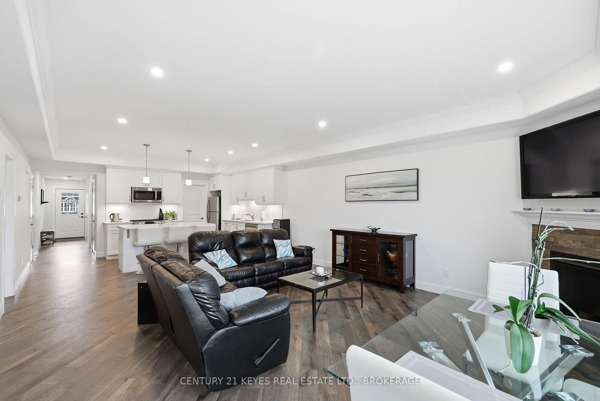 Photo 18 of 188 Wilmer Avenue, Gananoque — HOMEH