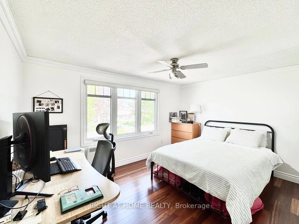 Photo 10 of 27 Doris Drive, Barrie, Allandale Heights — HOMEH