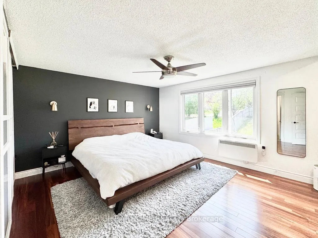Photo 11 of 27 Doris Drive, Barrie, Allandale Heights — HOMEH