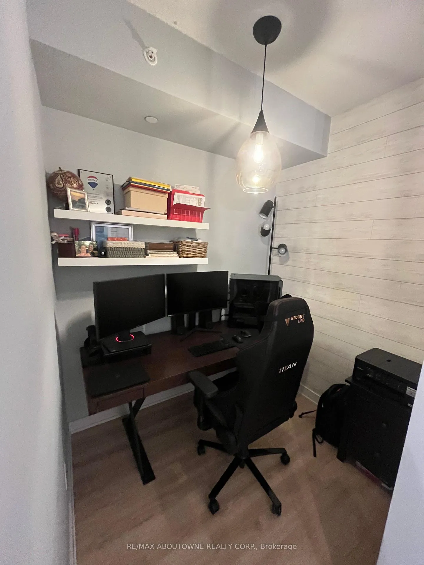 Photo 9 of Unit B217, 5240 Dundas Street, Burlington, Orchard — HOMEH