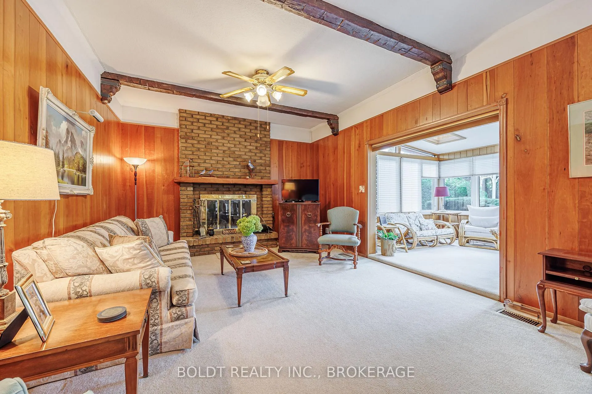 Photo 9 of 7 Mayholme Court, St. Catharines, Martindale Pond — HOMEH