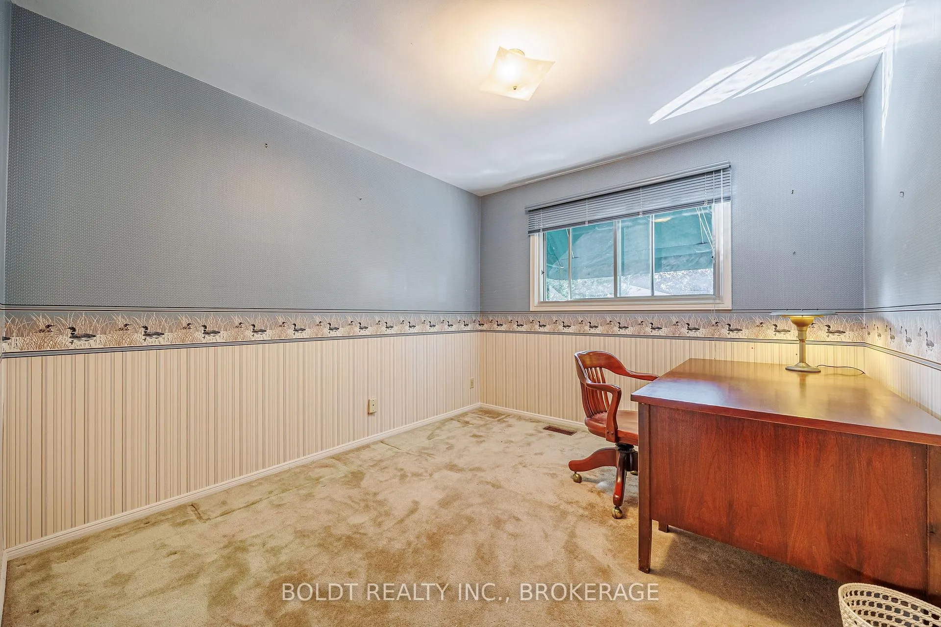 Photo 17 of 7 Mayholme Court, St. Catharines, Martindale Pond — HOMEH