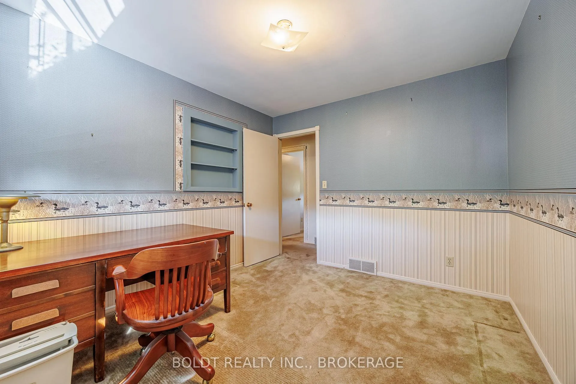 Photo 18 of 7 Mayholme Court, St. Catharines, Martindale Pond — HOMEH