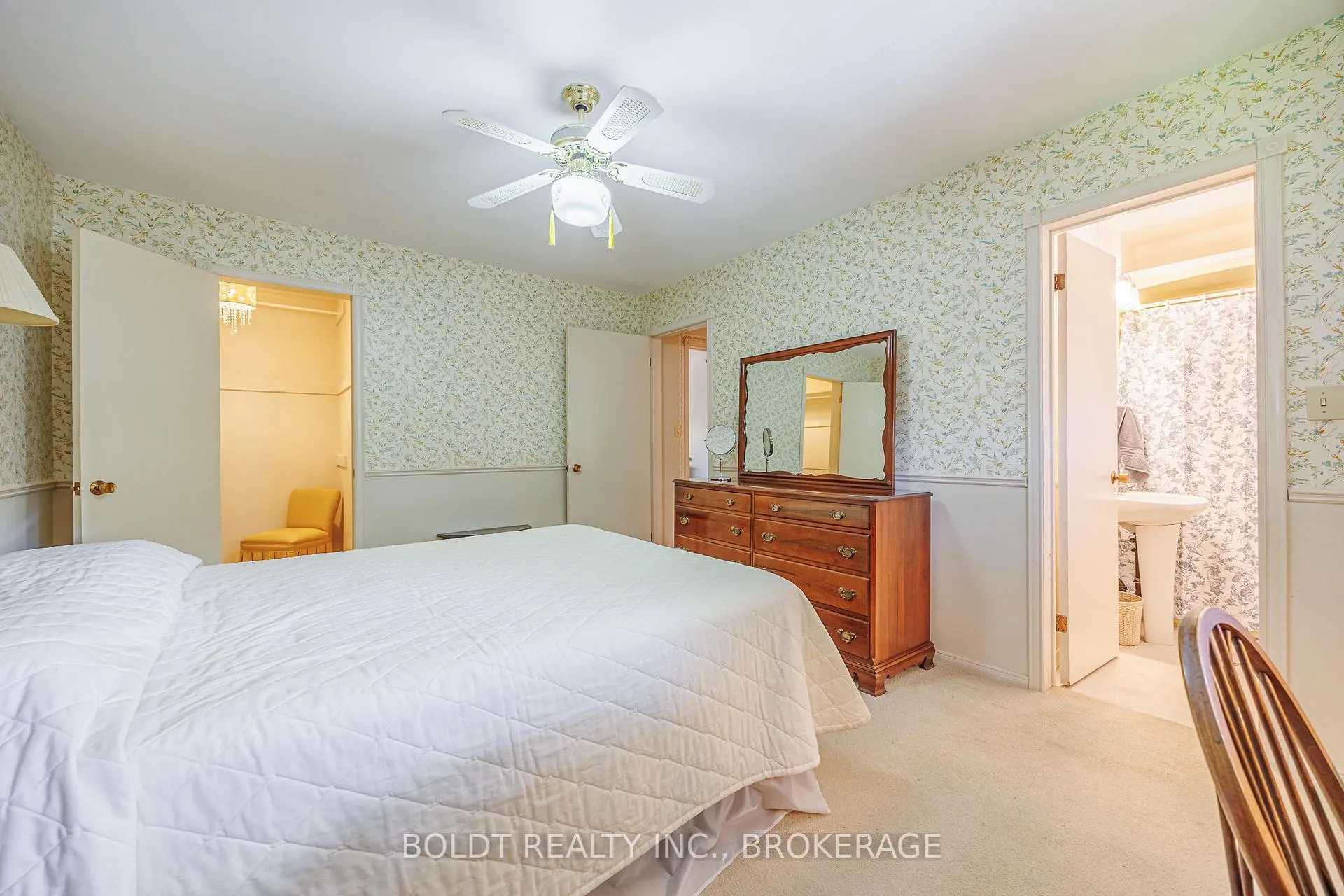 Photo 22 of 7 Mayholme Court, St. Catharines, Martindale Pond — HOMEH