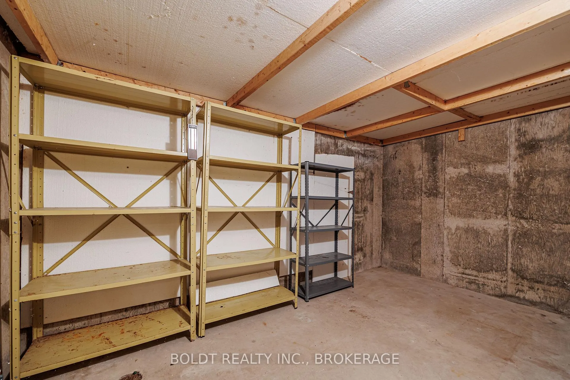Photo 30 of 7 Mayholme Court, St. Catharines, Martindale Pond — HOMEH