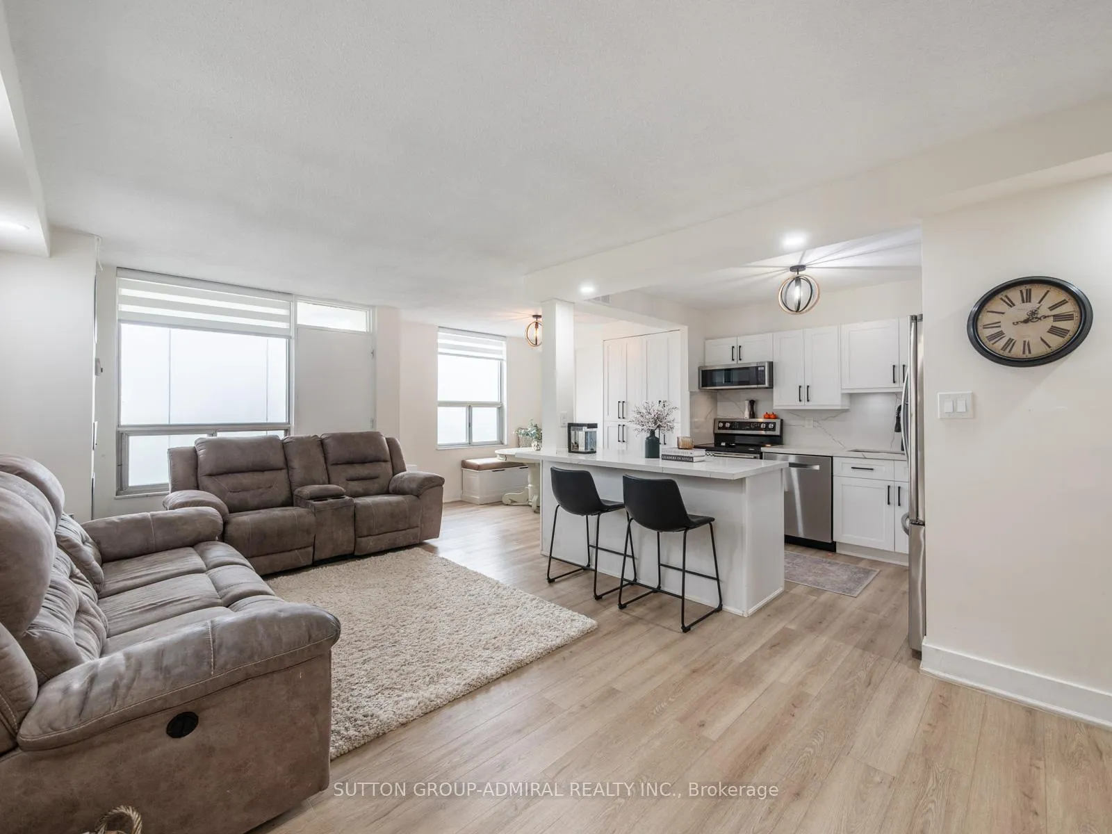 Photo 1 of Unit 1603, 20 Edgecliff Golfway, Toronto, Flemingdon Park — HOMEH