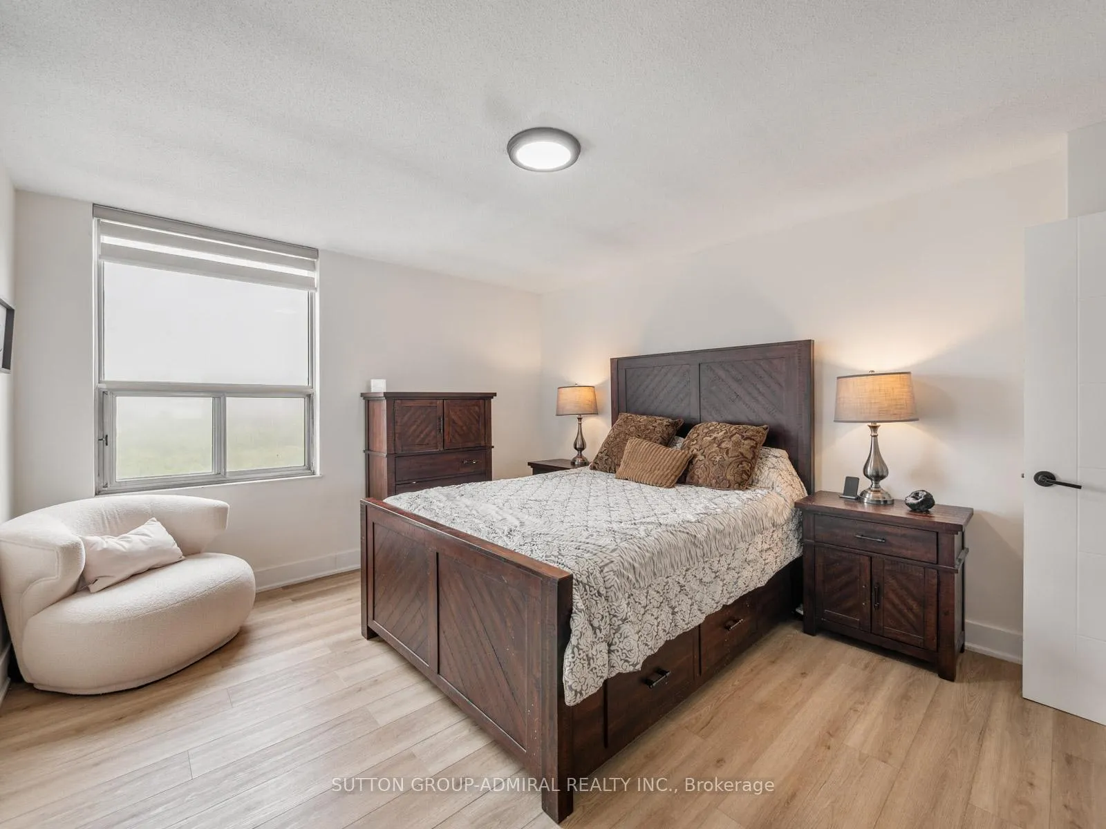 Photo 15 of Unit 1603, 20 Edgecliff Golfway, Toronto, Flemingdon Park — HOMEH