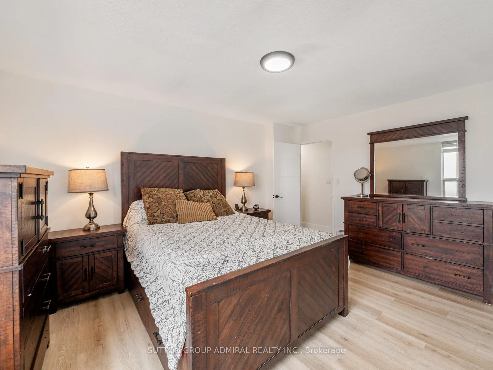 Photo 16 of Unit 1603, 20 Edgecliff Golfway, Toronto, Flemingdon Park — HOMEH