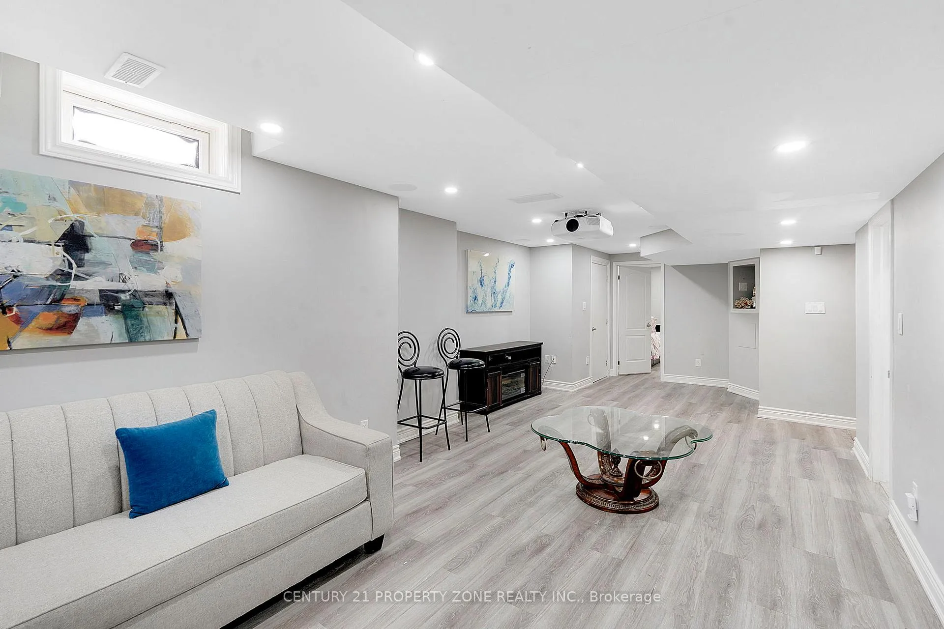 Photo 27 of 29 Oakmeadow Drive, Brampton, Fletcher's Meadow — HOMEH