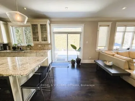 Photo 4 of 29 Franklin Cathcart Crescent, Ottawa, Stittsville (South) — HOMEH