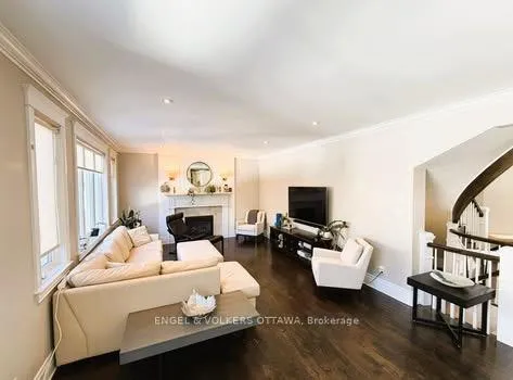 Photo 5 of 29 Franklin Cathcart Crescent, Ottawa, Stittsville (South) — HOMEH