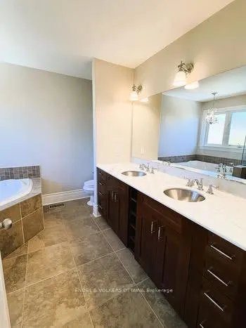 Photo 13 of 29 Franklin Cathcart Crescent, Ottawa, Stittsville (South) — HOMEH