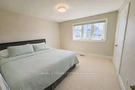 Photo 18 of 29 Franklin Cathcart Crescent, Ottawa, Stittsville (South) — HOMEH