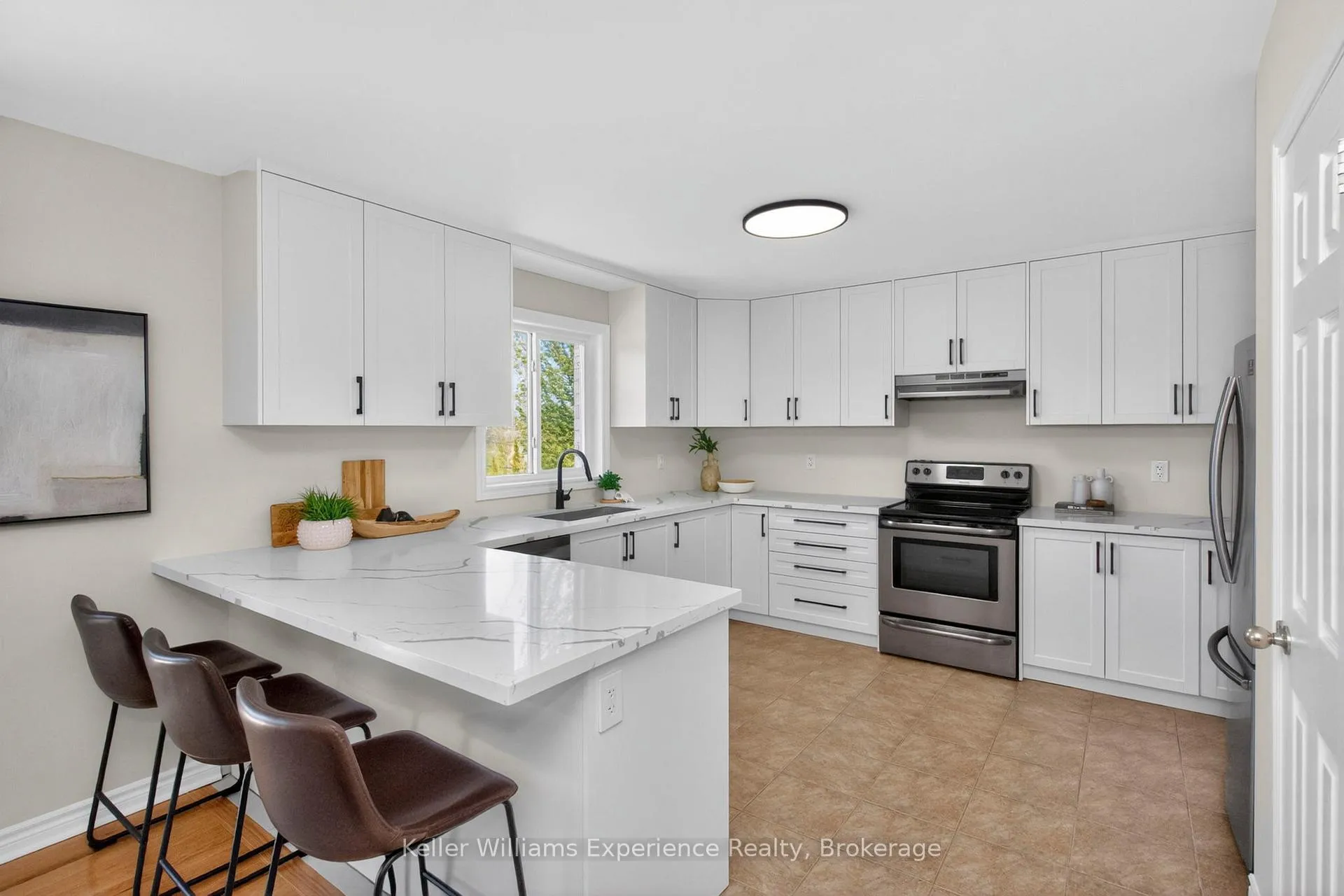 Photo 9 of 26 Lynn Street, Tiny, Perkinsfield — HOMEH