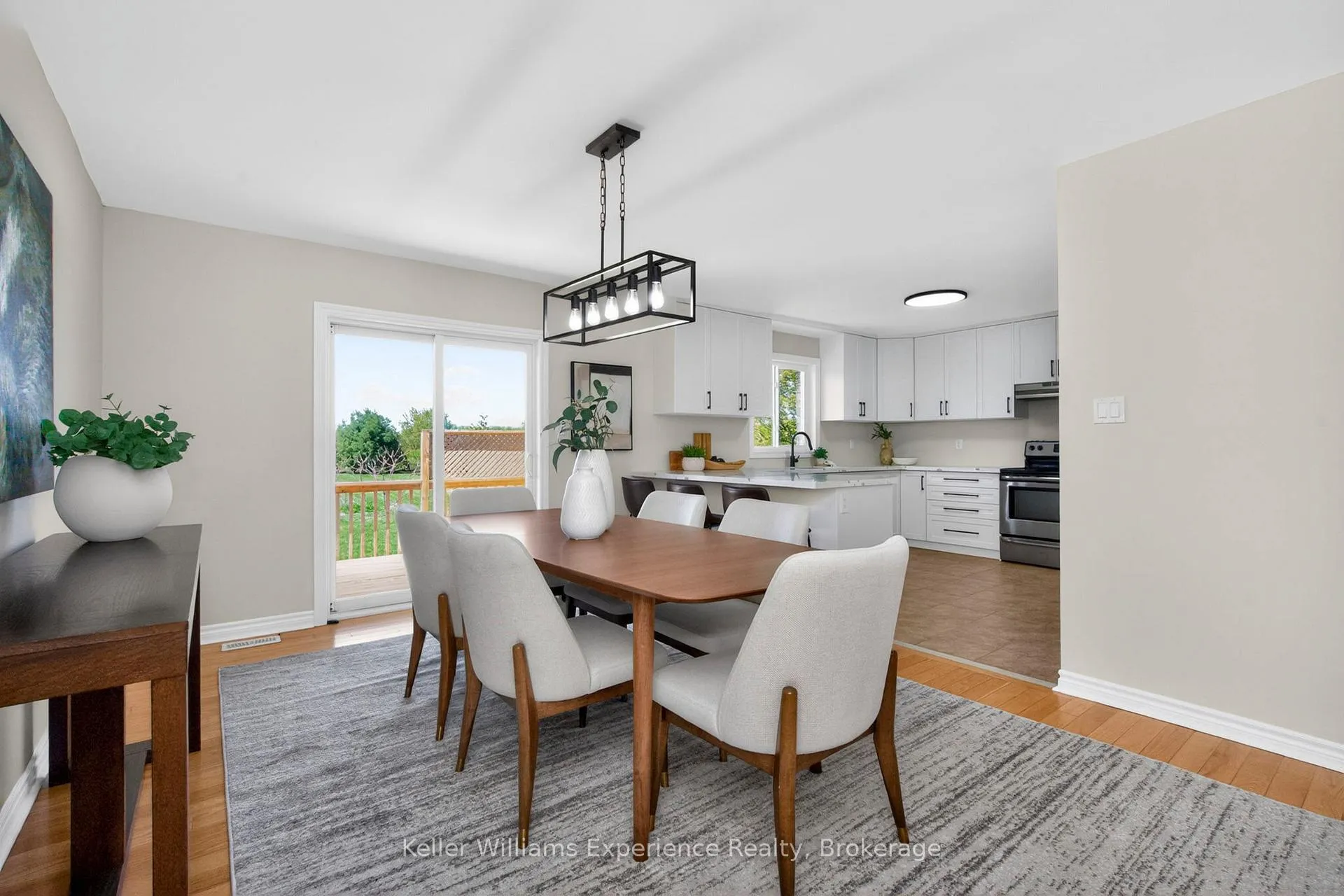 Photo 15 of 26 Lynn Street, Tiny, Perkinsfield — HOMEH