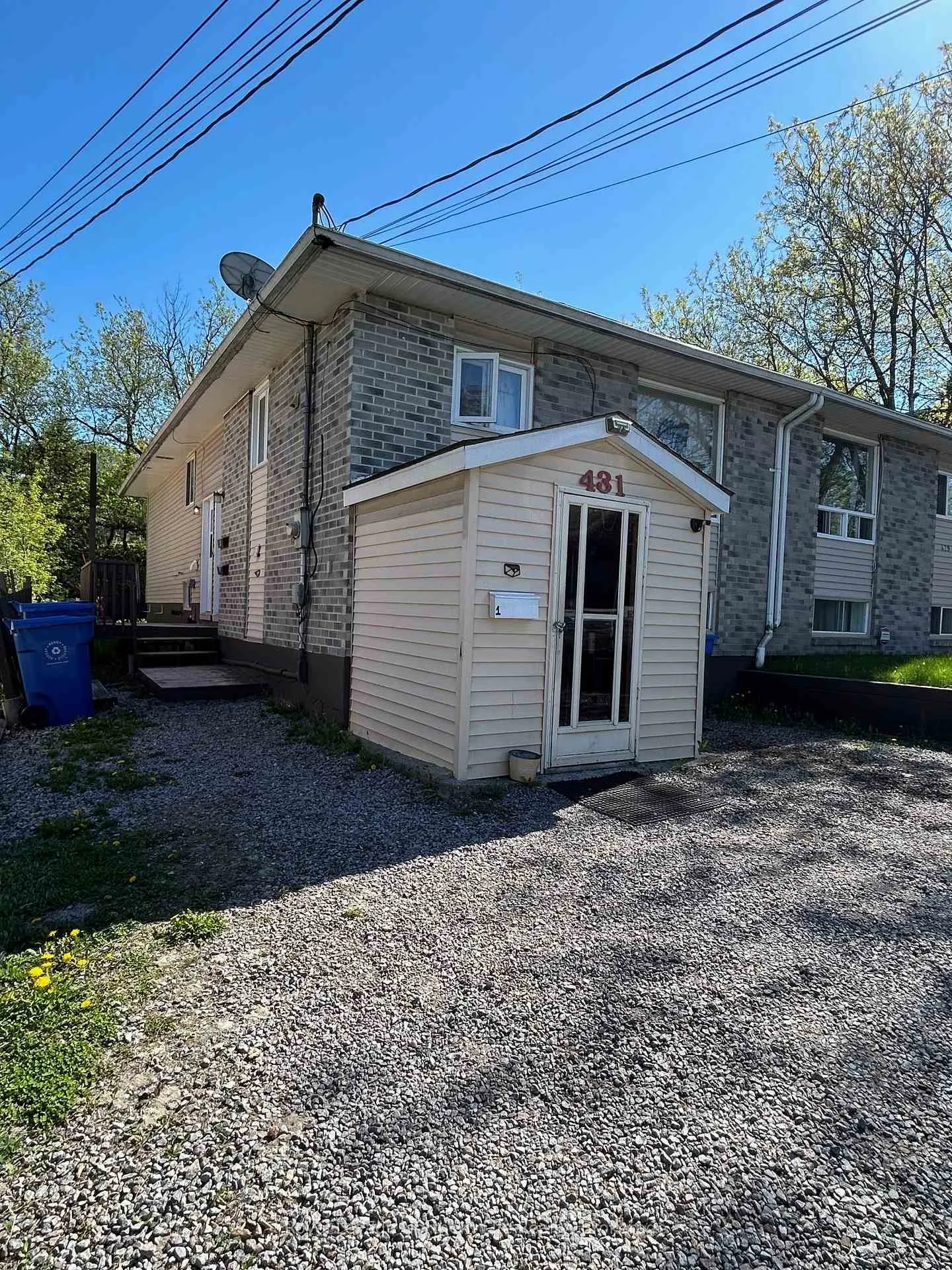 Photo 2 of 431 Dudley Avenue, North Bay, Central — HOMEH