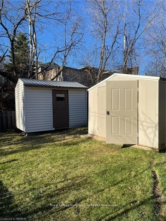 Photo 20 of 431 Dudley Avenue, North Bay, Central — HOMEH