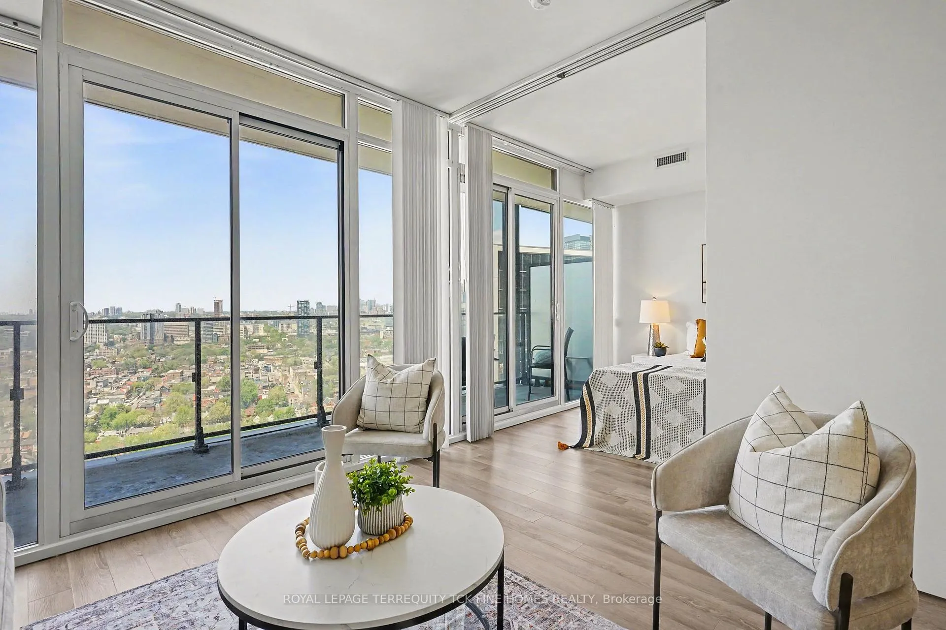 Photo 6 of Unit 2703, 125 Peter Street, Toronto, Waterfront Communities — HOMEH