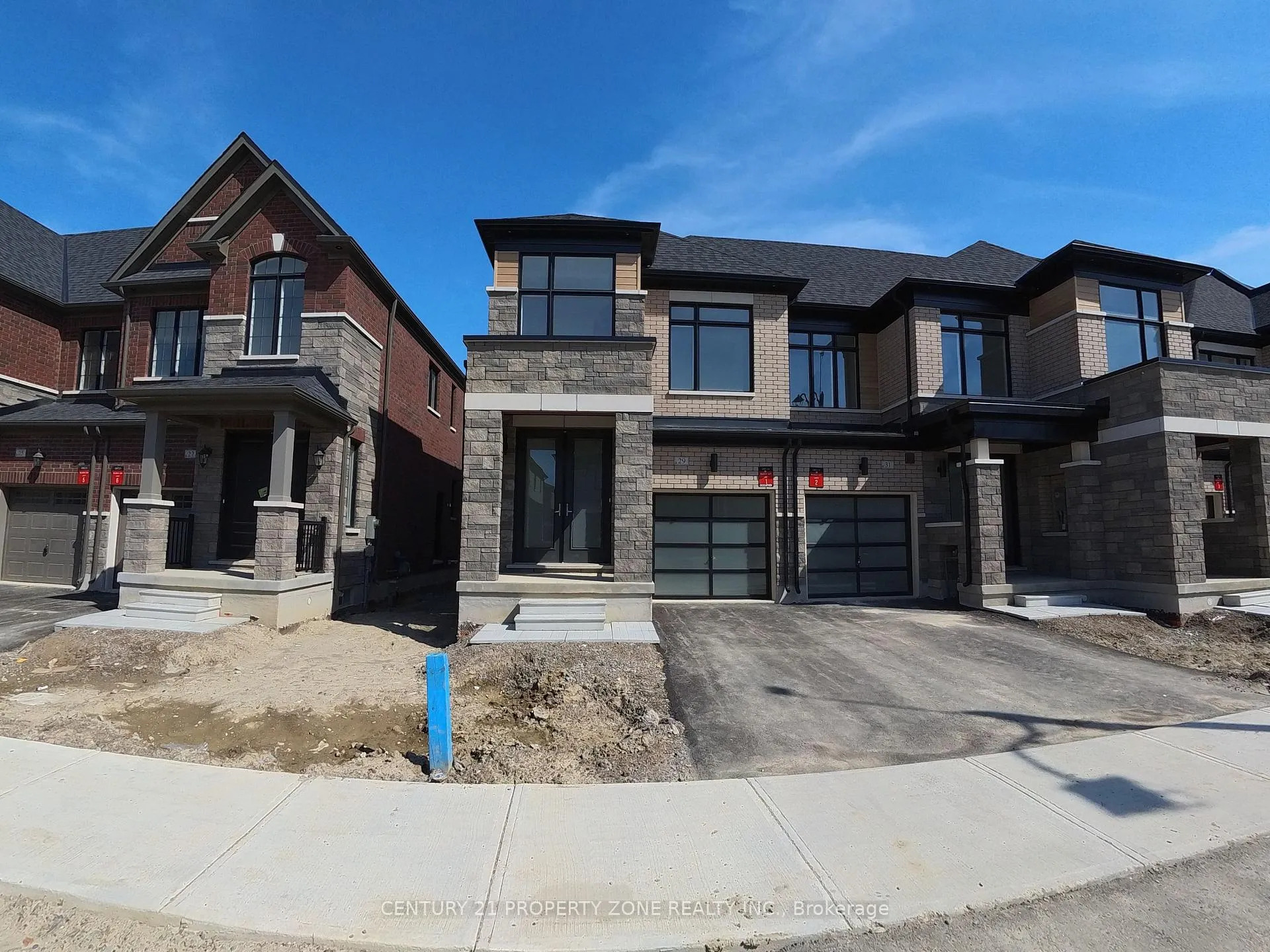 Photo 2 of 29 Boswell Drive, Brampton, Bram East — HOMEH