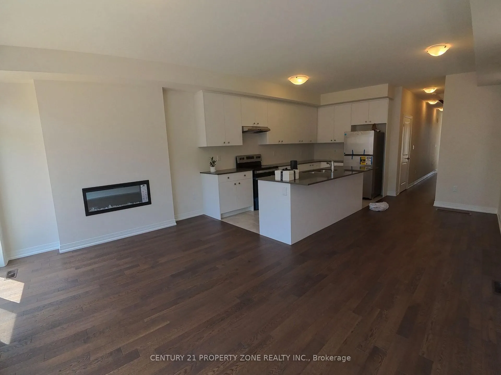 Photo 5 of 29 Boswell Drive, Brampton, Bram East — HOMEH
