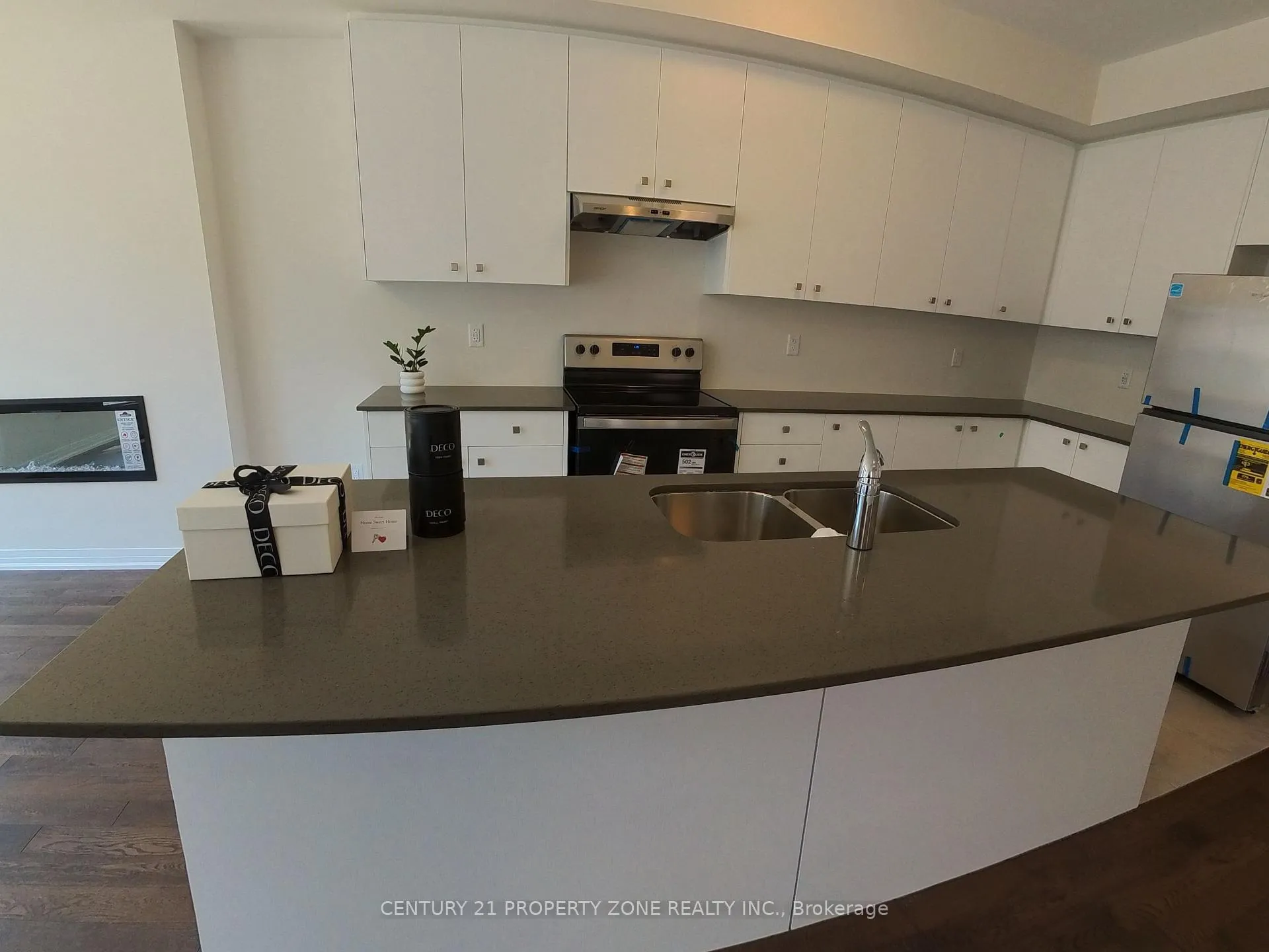 Photo 8 of 29 Boswell Drive, Brampton, Bram East — HOMEH