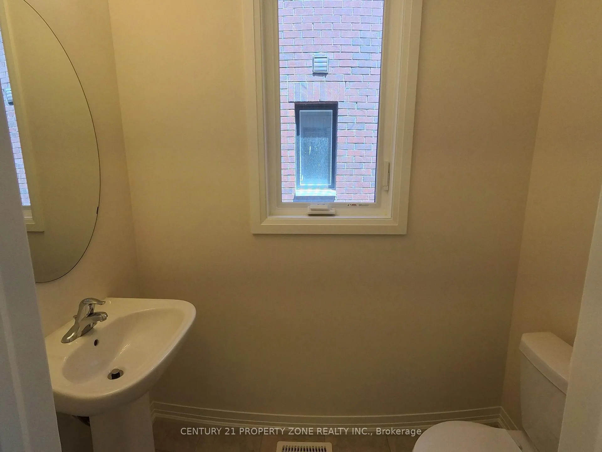 Photo 10 of 29 Boswell Drive, Brampton, Bram East — HOMEH