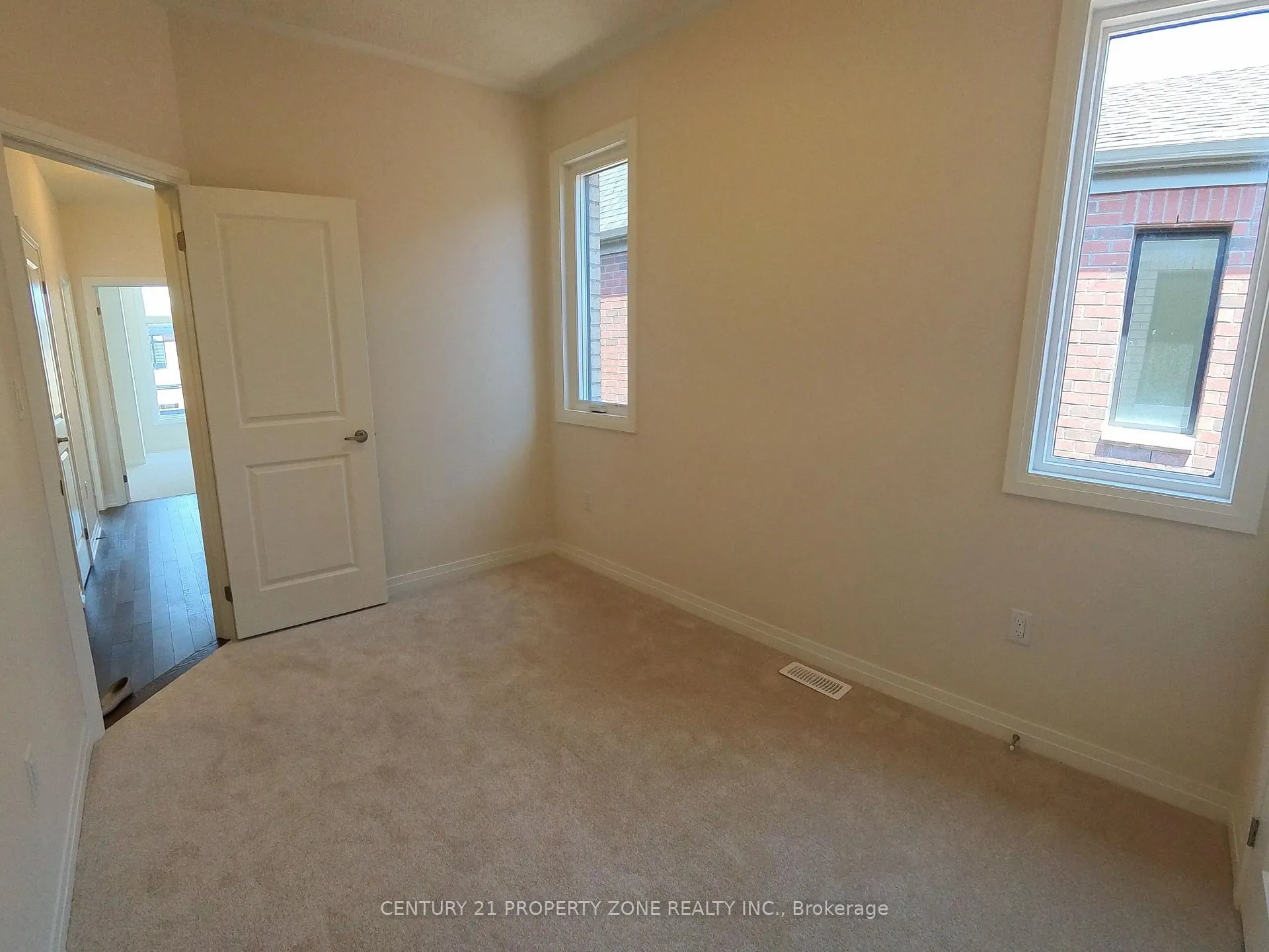 Photo 13 of 29 Boswell Drive, Brampton, Bram East — HOMEH