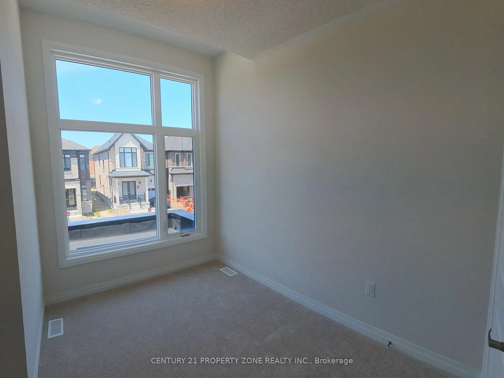 Photo 14 of 29 Boswell Drive, Brampton, Bram East — HOMEH