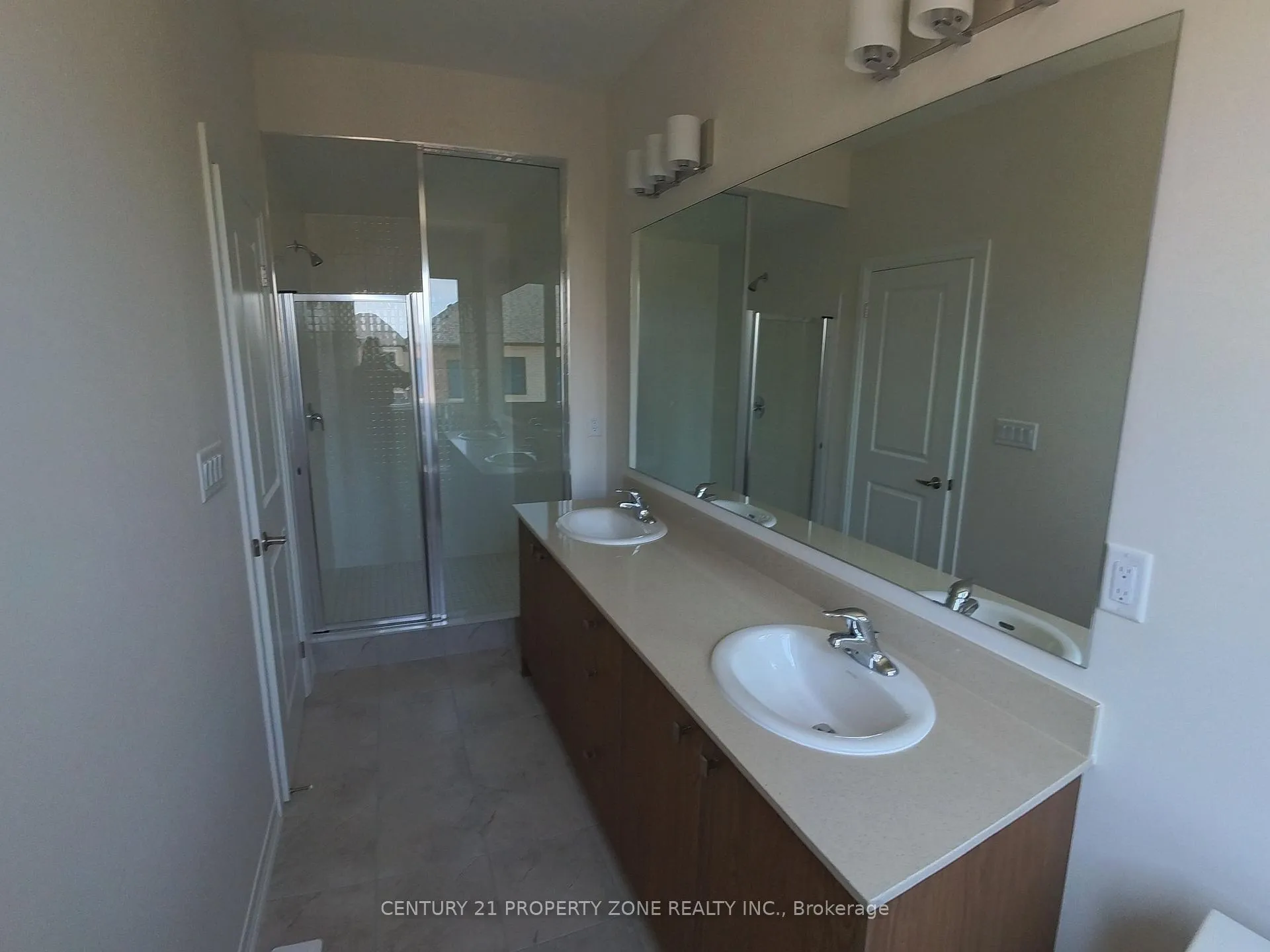 Photo 16 of 29 Boswell Drive, Brampton, Bram East — HOMEH
